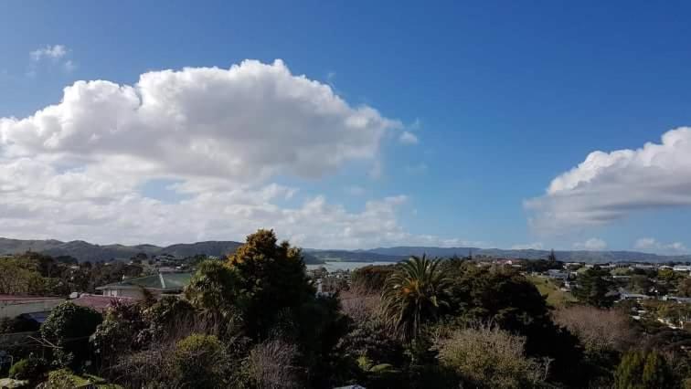 Long St Raglan